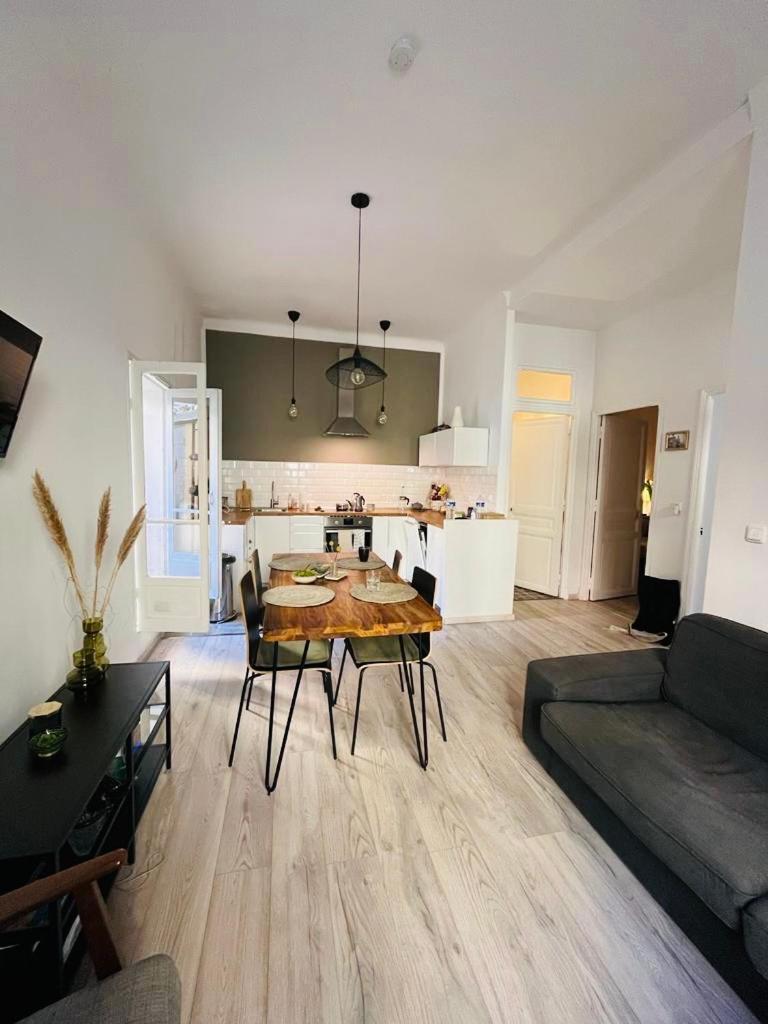 Charmante 3 Zimmer, Stadtwohnung Menton Dış mekan fotoğraf