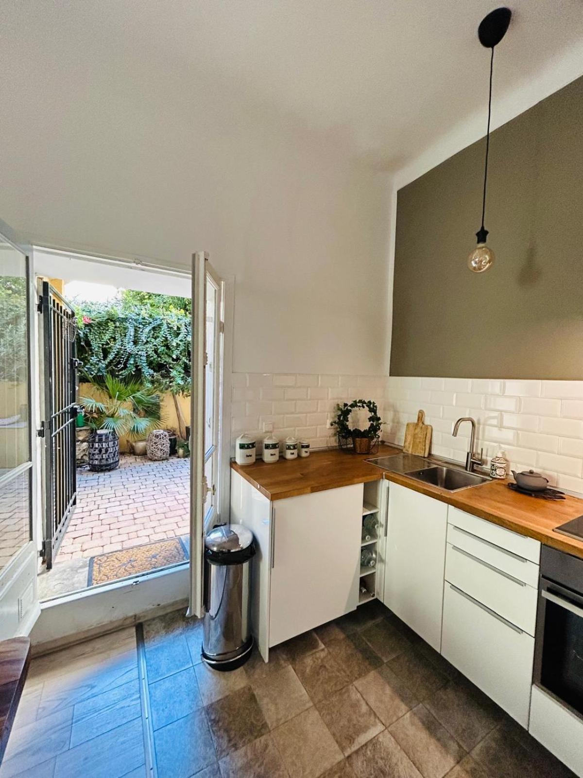 Charmante 3 Zimmer, Stadtwohnung Menton Dış mekan fotoğraf