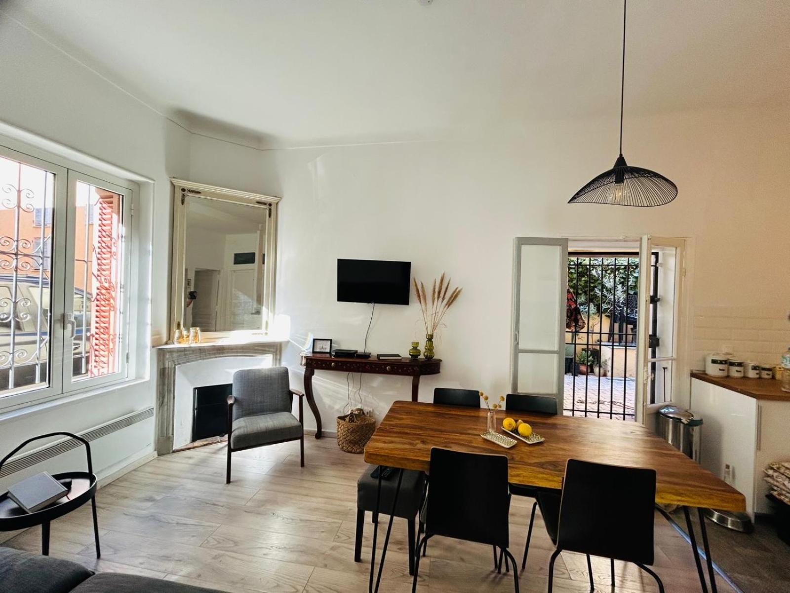 Charmante 3 Zimmer, Stadtwohnung Menton Dış mekan fotoğraf