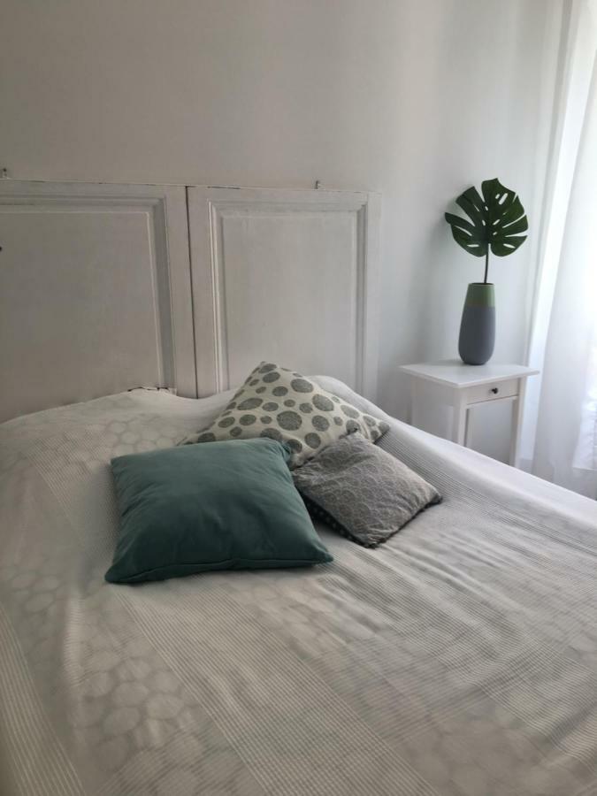 Charmante 3 Zimmer, Stadtwohnung Menton Dış mekan fotoğraf